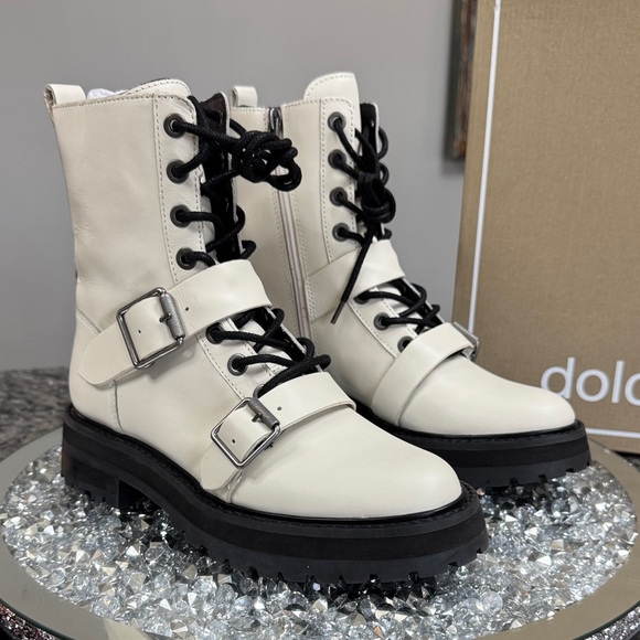 Dolce Vita Robson off White Leather Lace-Up black Lug Boots NEW 6 - Picture 9 of 14